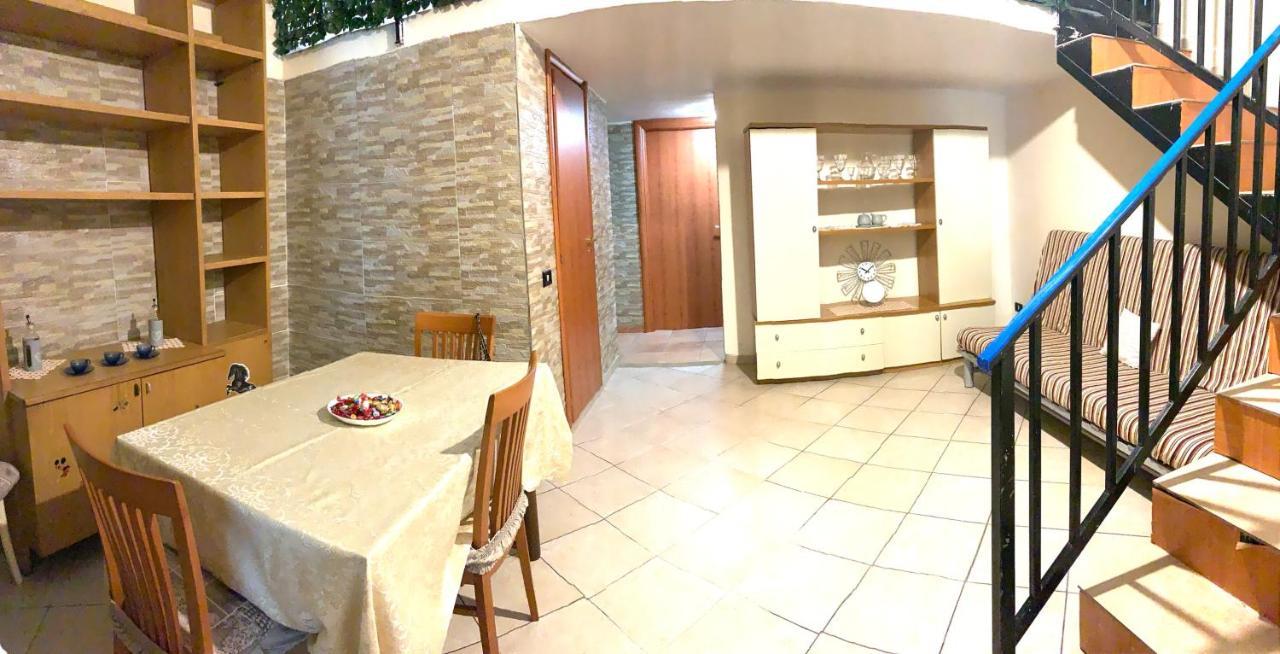 Appartement Holiday House San Biagio,41 à Naples Extérieur photo
