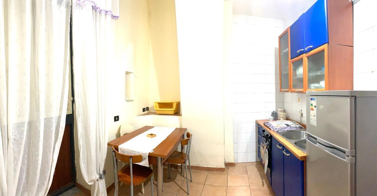 Appartement Holiday House San Biagio,41 à Naples Extérieur photo